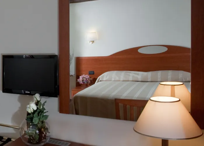 Tiburtina Metro Hotel 3*