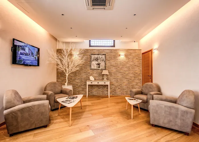 Tiburtina Metro Hotel 3*